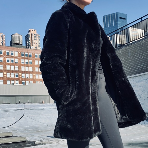 Jackets & Blazers - Black faux fur coat